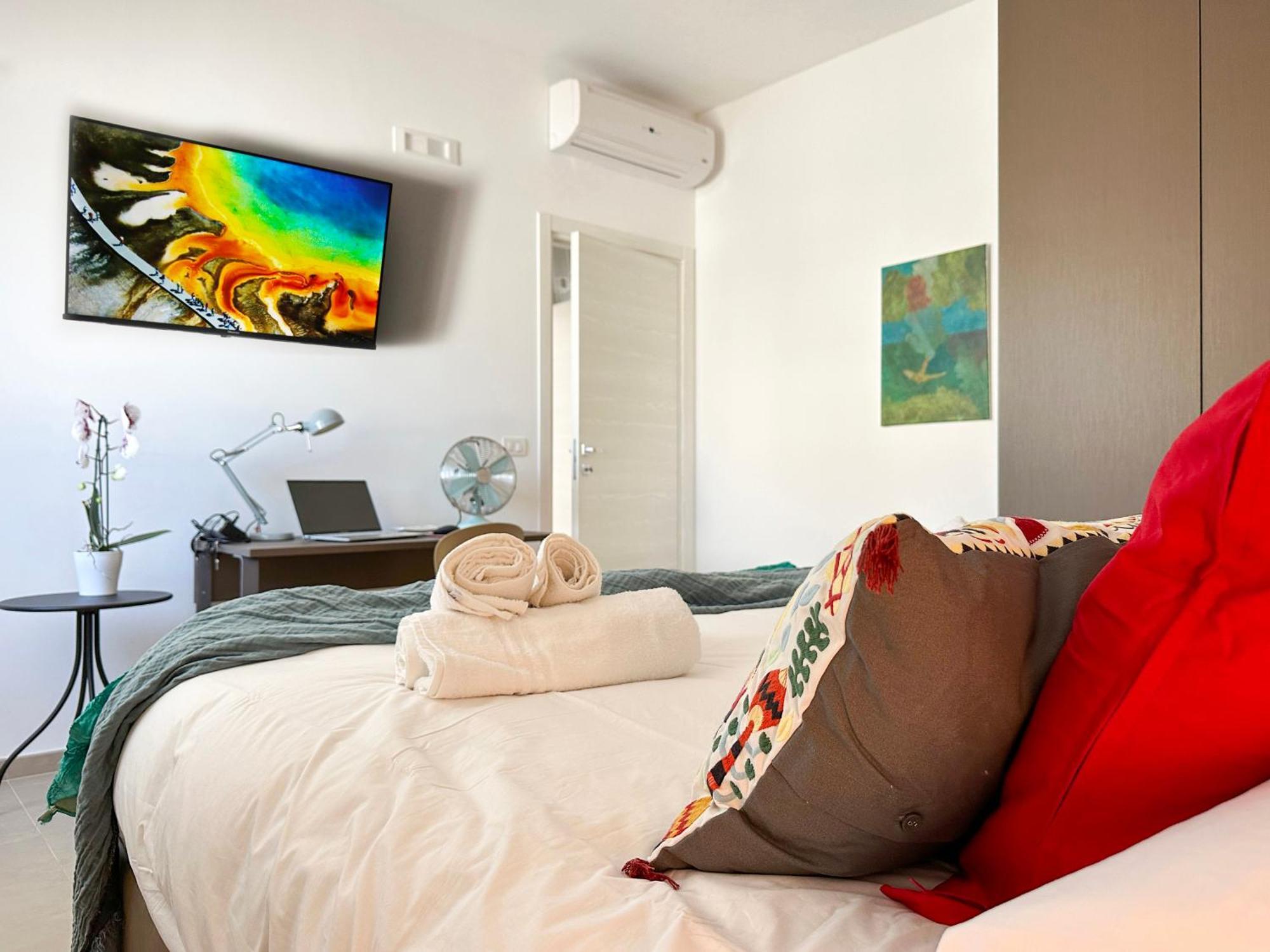 Flowing House Brindisi Ngoại thất bức ảnh