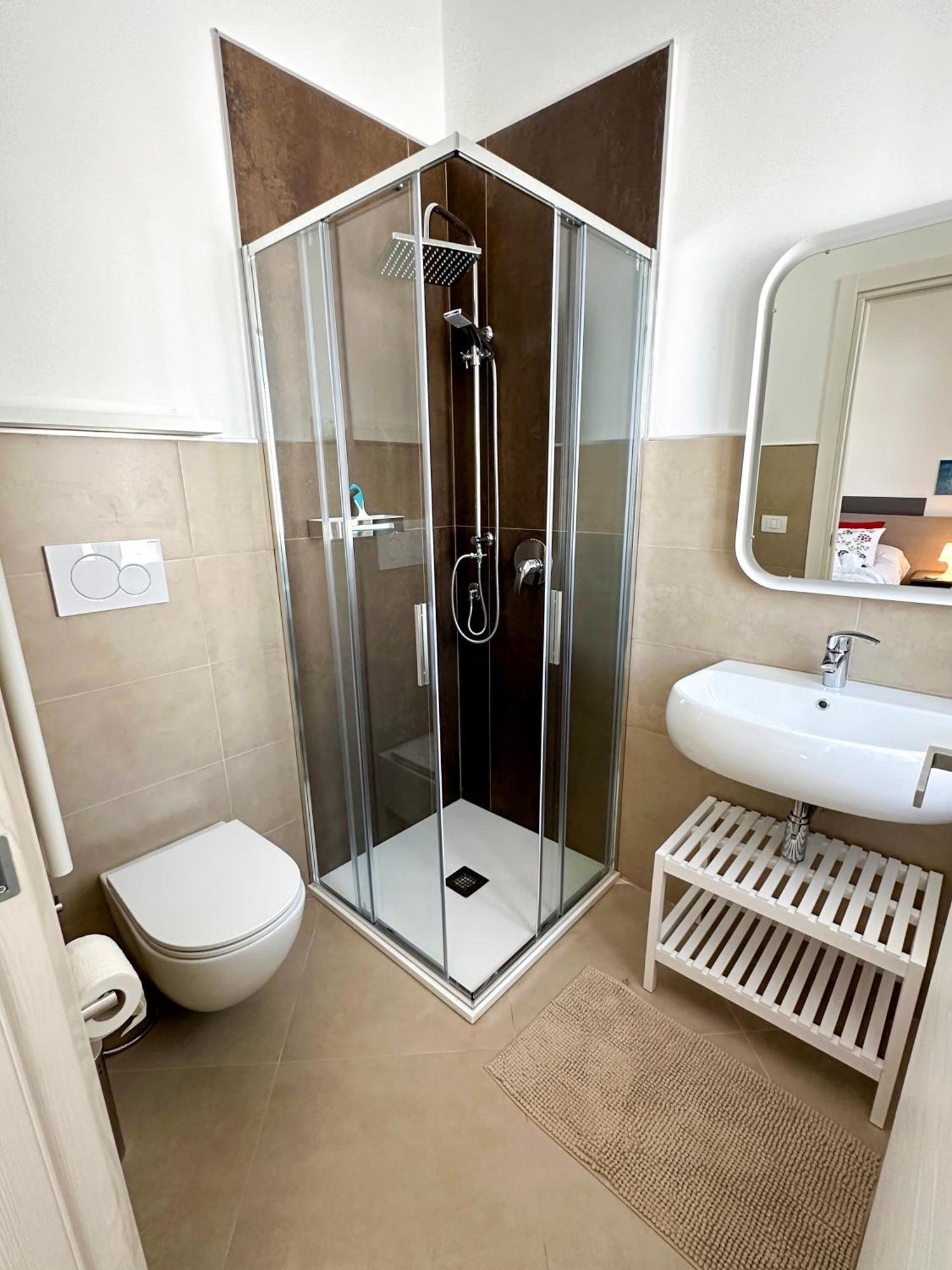 Flowing House Brindisi Ngoại thất bức ảnh